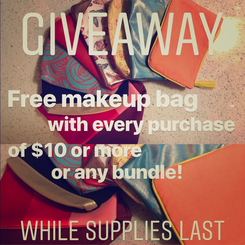 *FREE* Makeup bag!